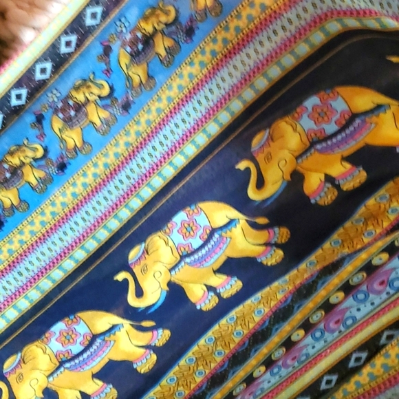 Long scarf The Preserve beautiful designer 100% Acrylics - Picture 4 of 12